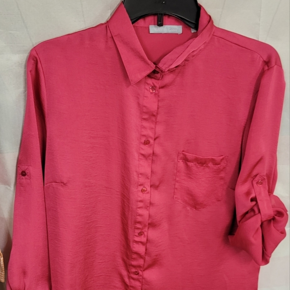 Violet Claire Large Pink 3/4 Sleeve Shirt Tail Hem Blouse Button